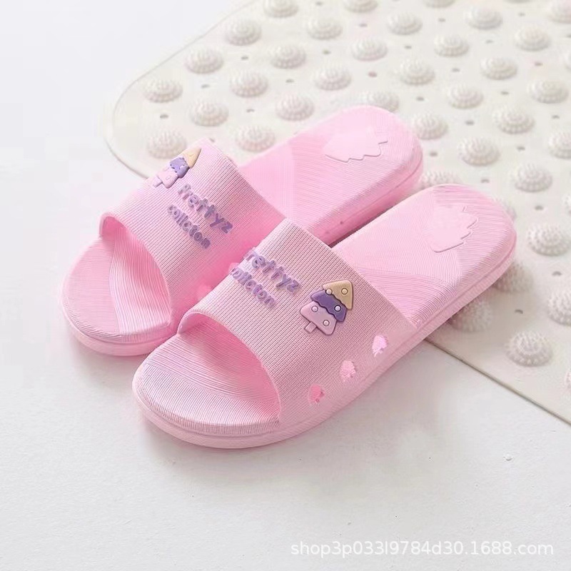 Fashion Couple Ladies' Sandals Summer Bathroom Outdoor All-Matching Non-Slip Wear-Resistant Wholesale Cartoon Foreign Trade Delivery