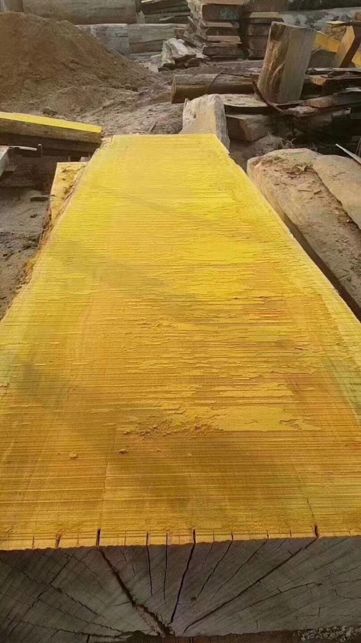 现货供应 黄硬木原木黄乳木 黄檀巴蒂硬乳木黄胆木 加工定制板材