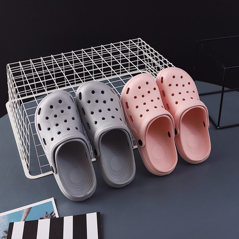 2023 Summer New Couple Beach Shoes Non-Slip Hole Shoes Women's Eva Sandals Nurse Shoes Outdoor Sandals