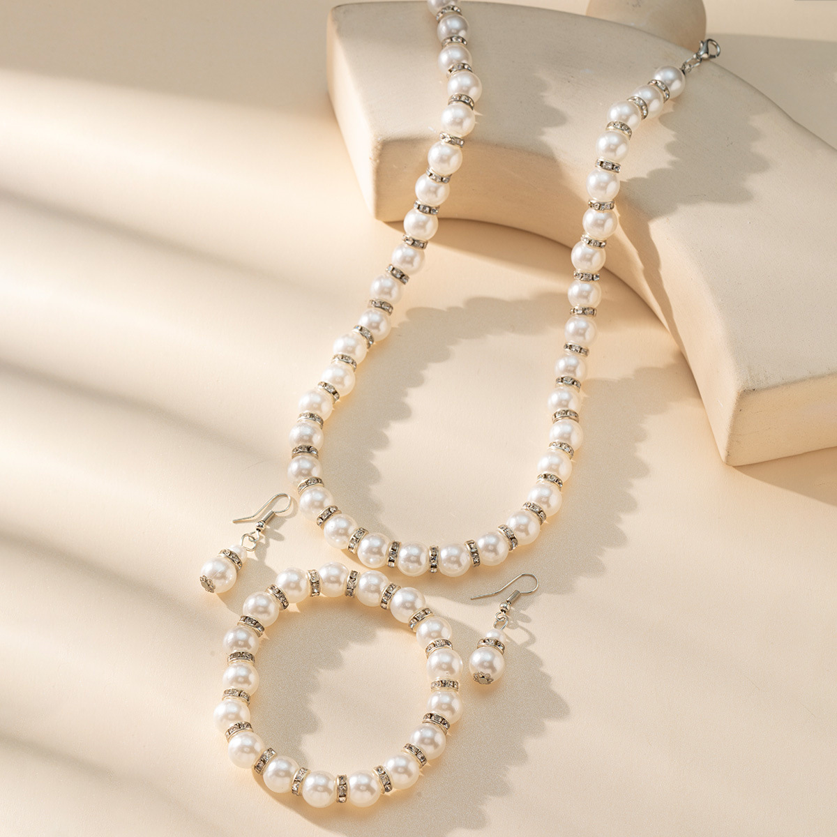 ABS珍珠首饰套装女项链耳环手链三件套送妈妈礼物唯美婚纱照配饰