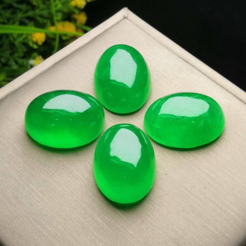 冰种翡翠戒面满绿