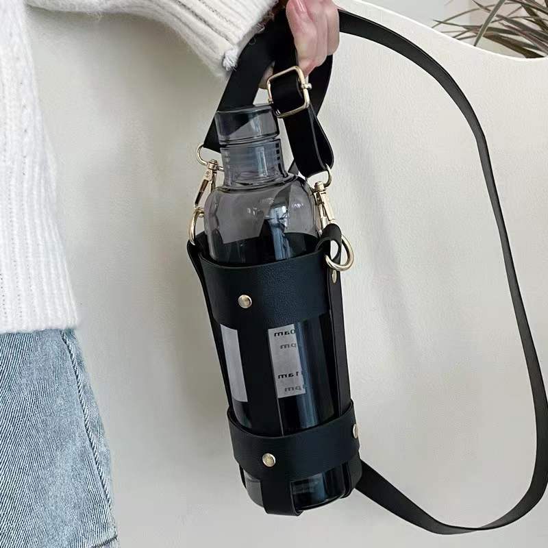 p9ix矿泉水皮套玻璃保温杯套肩背带式运动水壶逛街斜挂皮革定 制