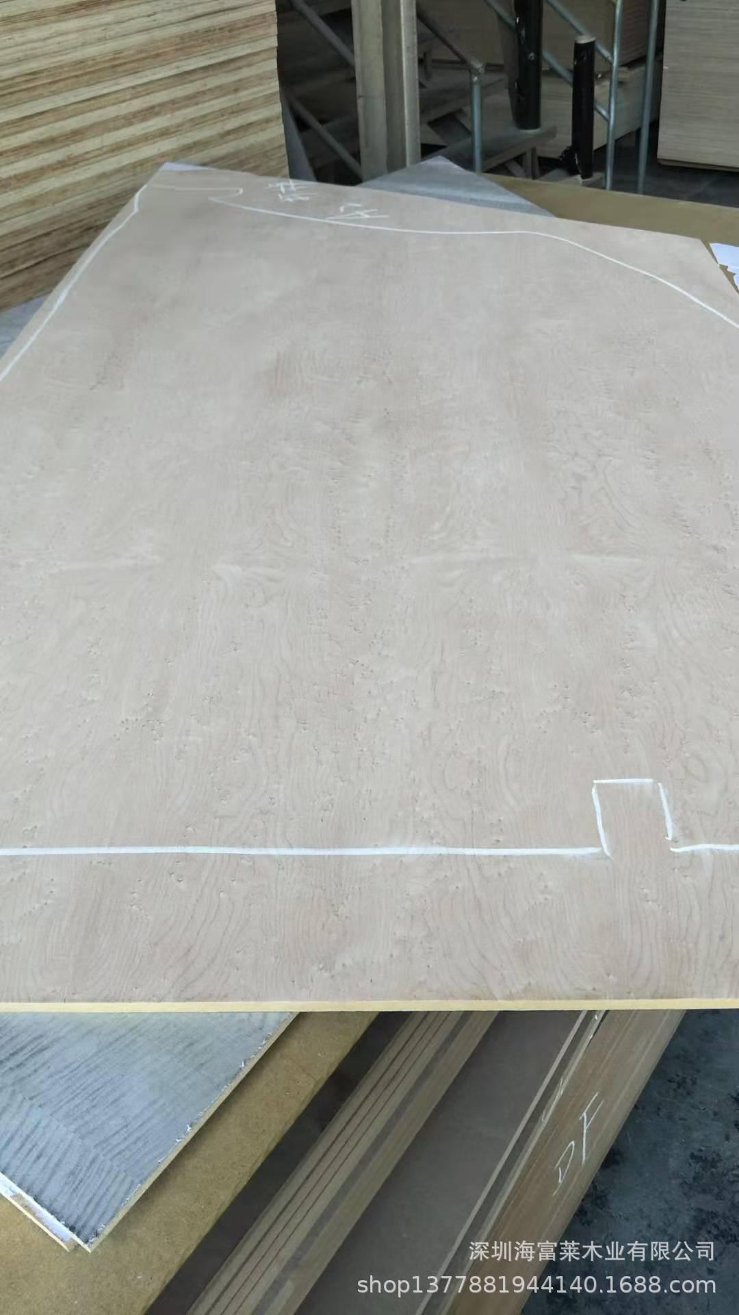 枫木雀眼染色木皮枫木雀眼高档酒店家具拼花木皮高亮光雀眼木饰面