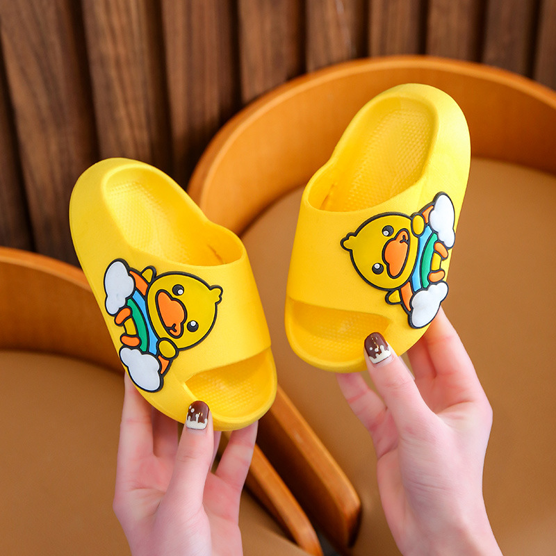 Children's Slippers Summer Boys and Girls Indoor Non-Slip Slippers Baby Cartoon Small Medium Large Girls Bathroom Slippers