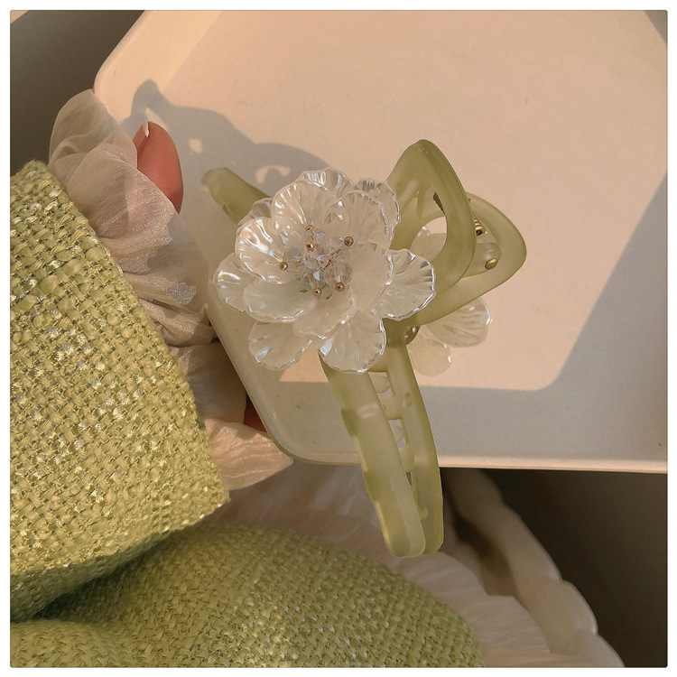 Green Camellia Grip ~ Fresh Sweet Frosted Hair Claw French Style Temperament Gentle Spring New Shark Clip