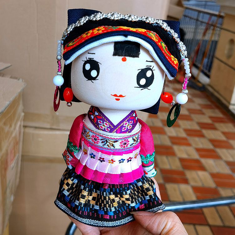 苗族娃娃 少数民族娃娃 卡通民族娃娃 儿童木偶 木头壮族娃娃