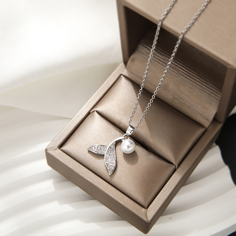 【鲛人泪】钛钢锆石项链鱼尾珍珠链精致项链批发女-阿里巴巴