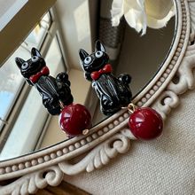 红色领结黑色可爱立体猫咪耳环红色珠子甜酷风设计感撞色耳钉耳夹