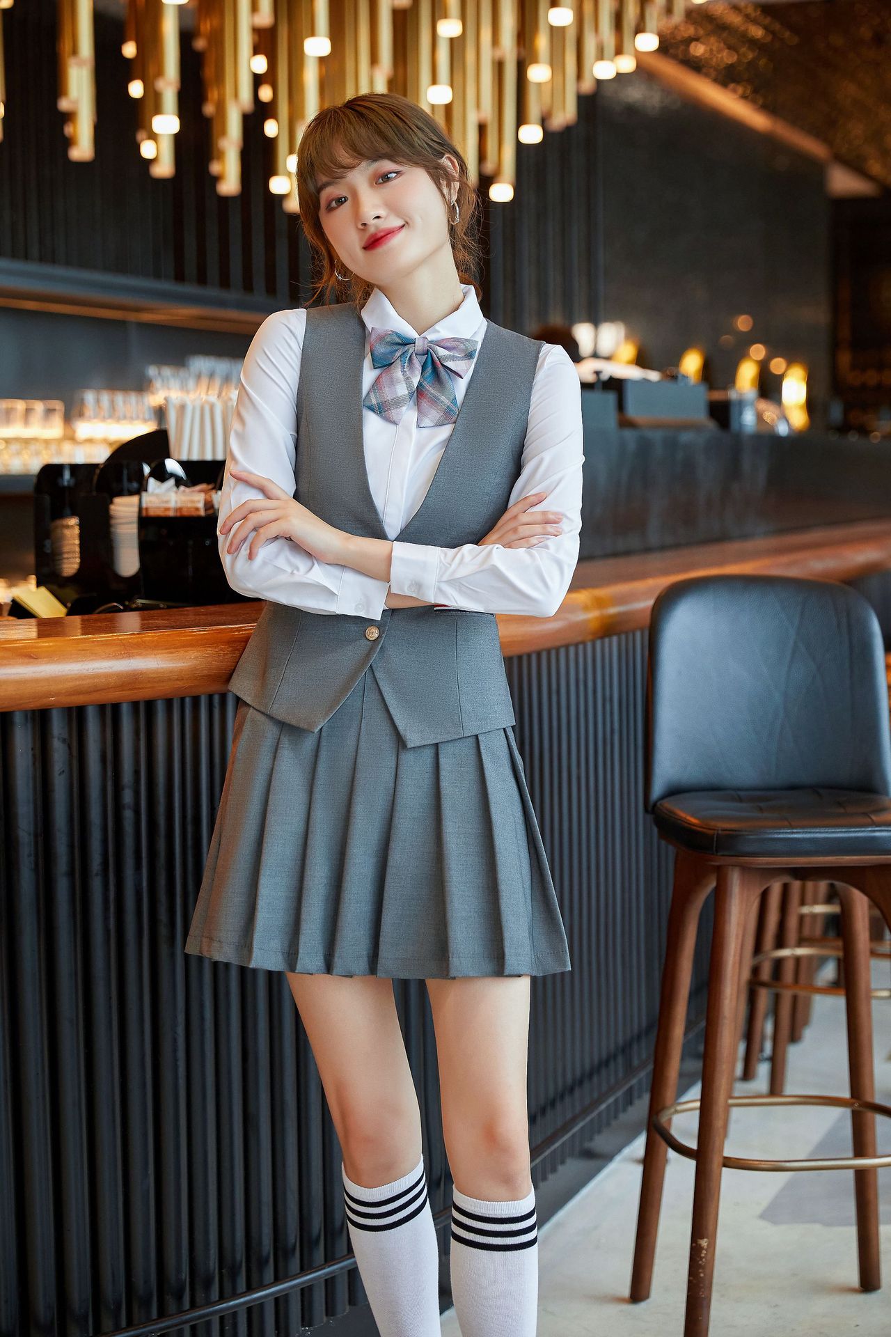 女装幼儿园老师园服秋装教师工作服新款幼师职业装套裙jk三件套