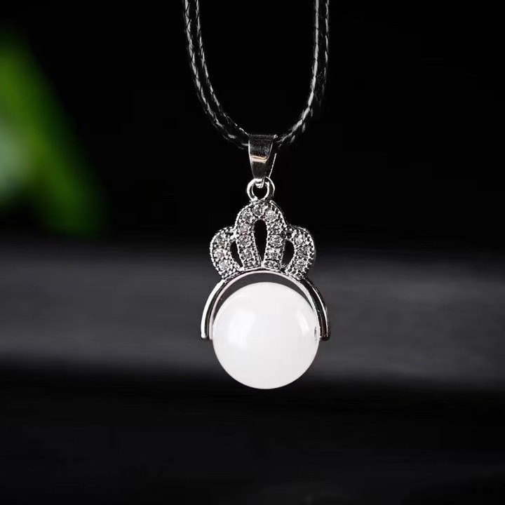 新疆天然羊脂白金丝玉皇冠转运珠玉石吊坠时尚女士款项链挂件