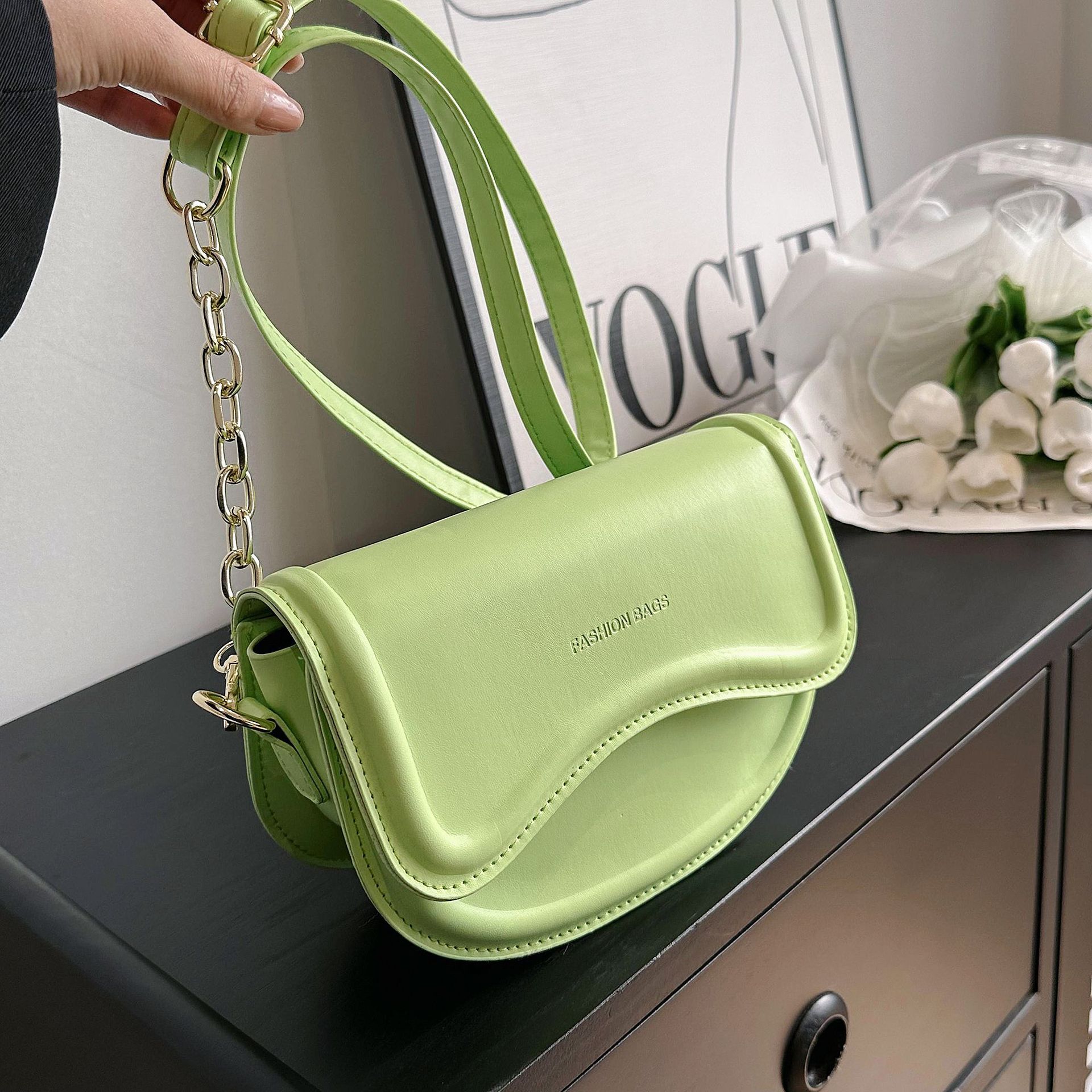 Texture Special-Interest Design Bag 2023 New Women's Bag Popular All-Matching Crossbody Bag Shoulder Underarm Saddle Bag