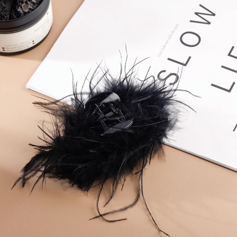 Pure Desire Ins Style Ostrich Feather Barrettes Back Head Updo Hair Claw Headdress Shark Clip Chicken Feather High-Grade Hair Accessories