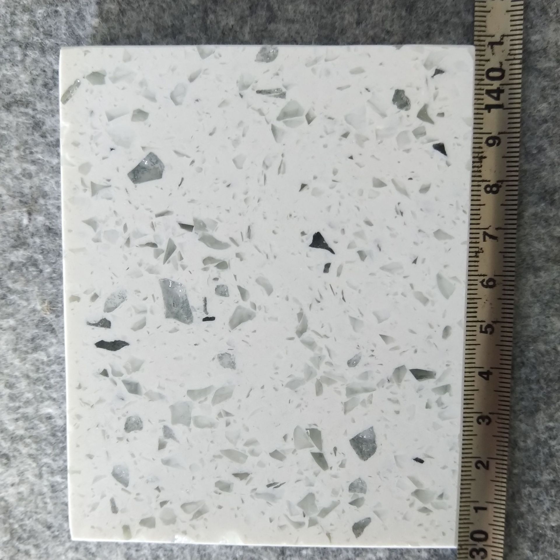 供应人造石英石板材冰钻灰钻蓝钻米黄钻白钻珀金紫水晶黄金钻星白