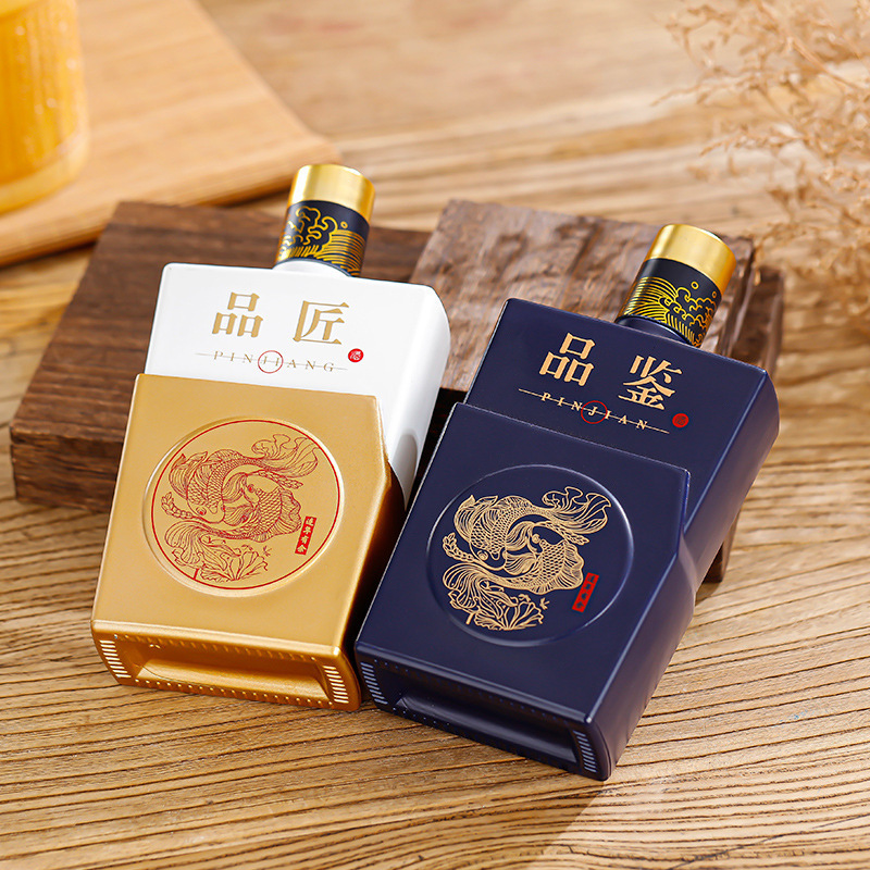新款批发玻璃白酒瓶四方精美酒瓶一斤装密封空酒瓶送礼酒瓶套装