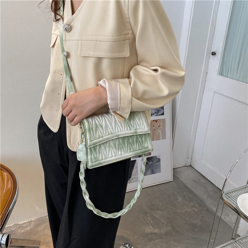 Simple Bag Women's Summer 2022 New Fashion Casual Shoulder Bag Casual Blooming Western Style Crossbody Small Square Bag