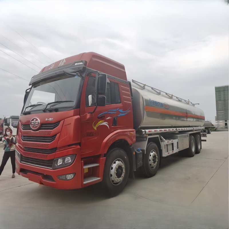 解放悍威铝合金运油车食用油运输车|牛奶运输车|液态食品运输车
