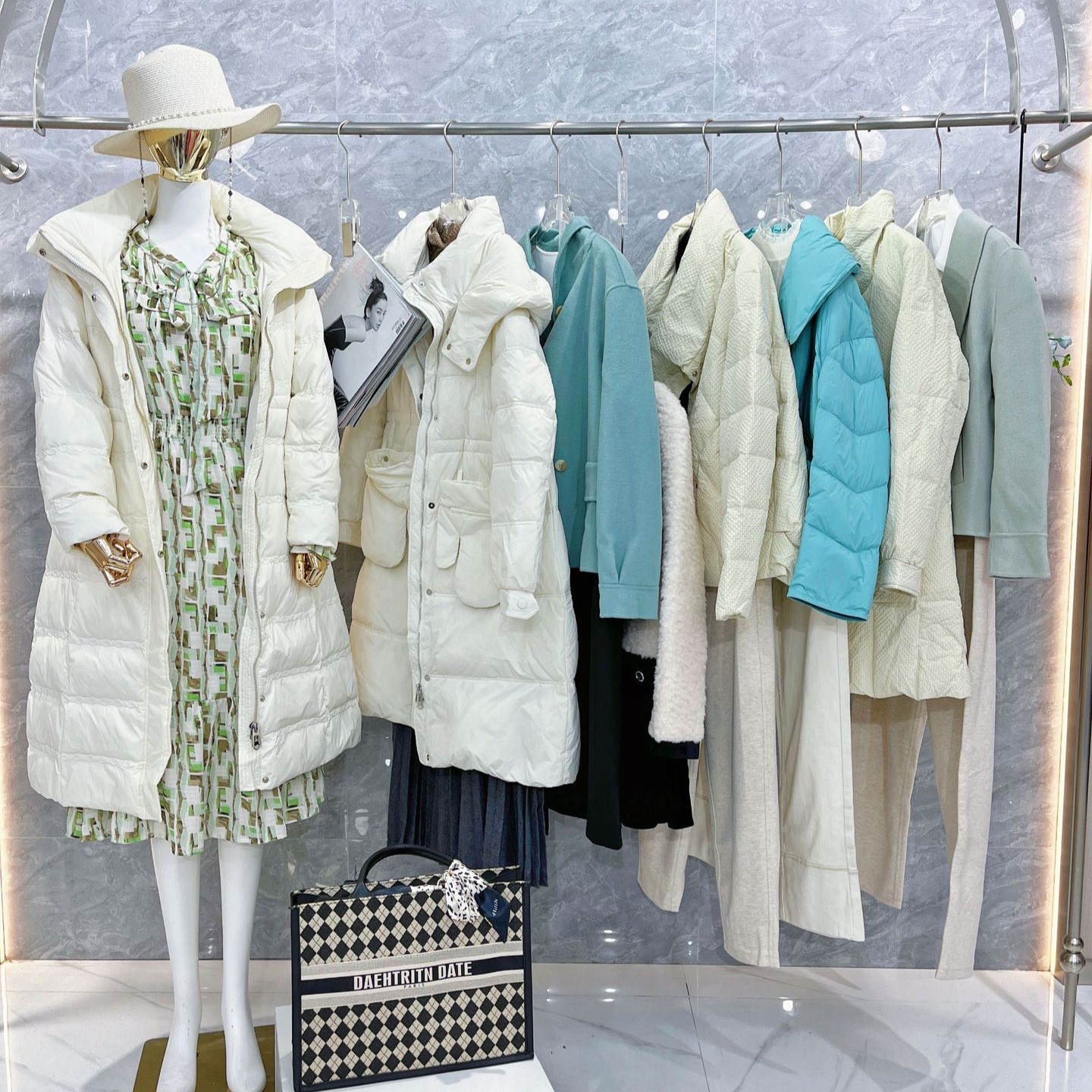 正品冬装专柜图片-海量高清正品冬装专柜图片大全 - 阿里巴巴