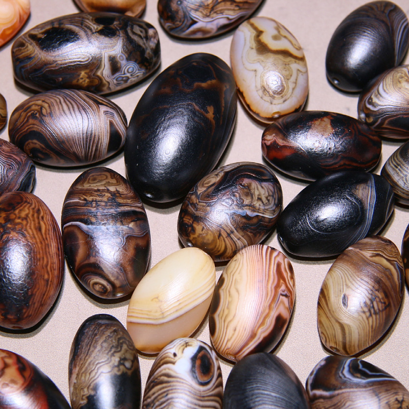 缠丝玛瑙做旧随形鸟蛋带眼款不带眼款随机发货尺寸