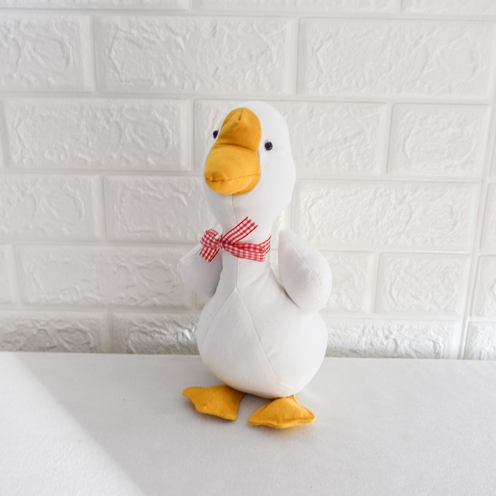 北欧ins风布艺领结鸭子公仔 韩国帆布鸭子玩偶布艺娃娃毛绒玩具-阿里