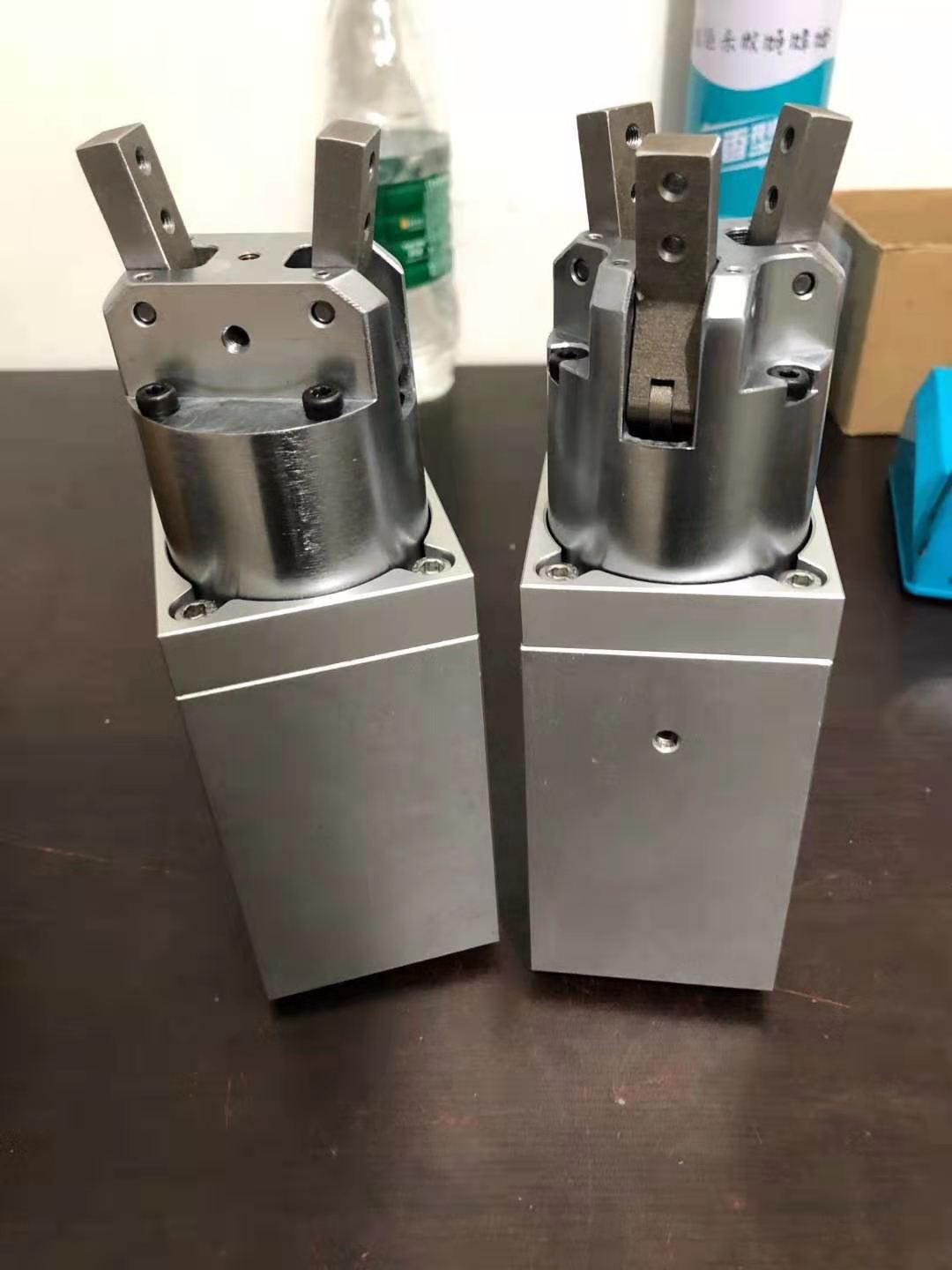 无限旋转气爪xzqz-fb-3z/2z360度旋盖气缸三爪两爪非标ycmrs3-32d