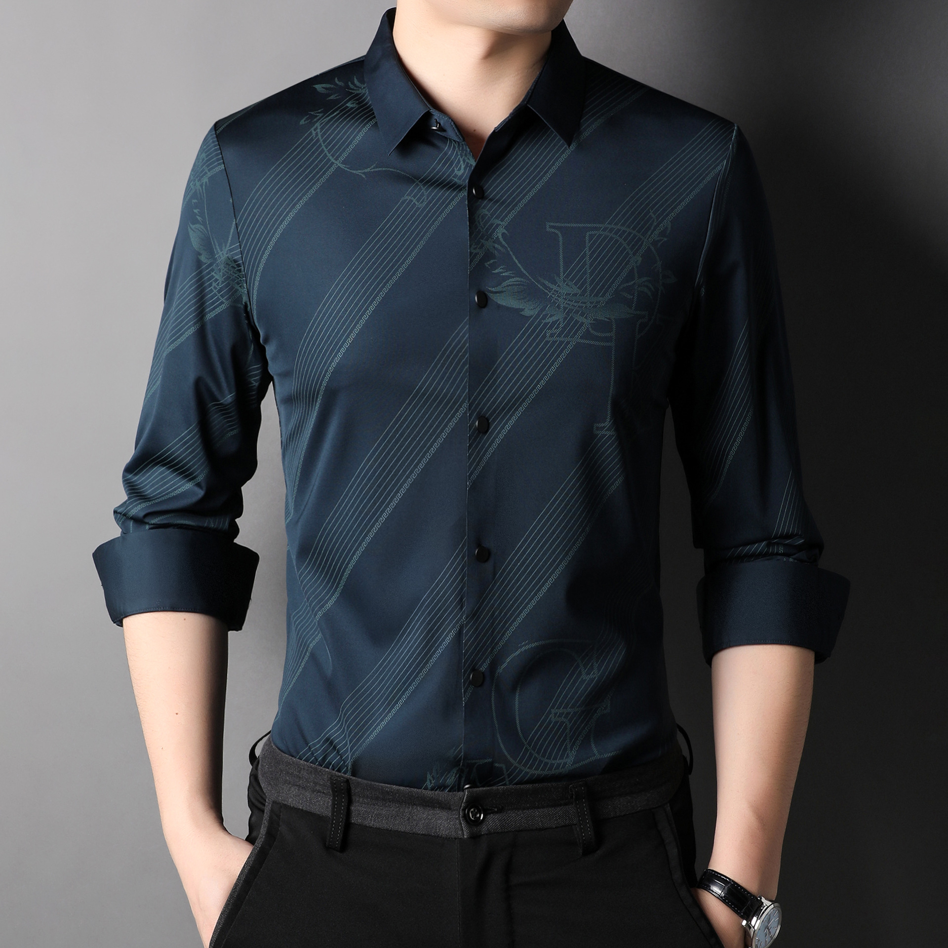 轻奢衬衫男装2022新款翻领高级无痕条纹免烫衬衣长袖春秋修身印花