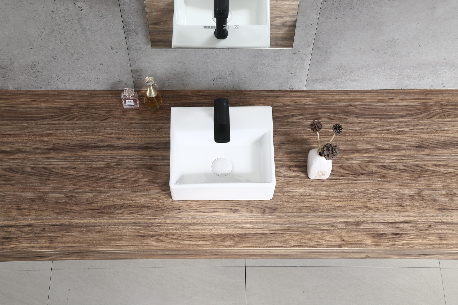 厂家直批北欧风圆形洗手洗脸盆台上盆卫浴厕所阳台洗漱陶瓷盆