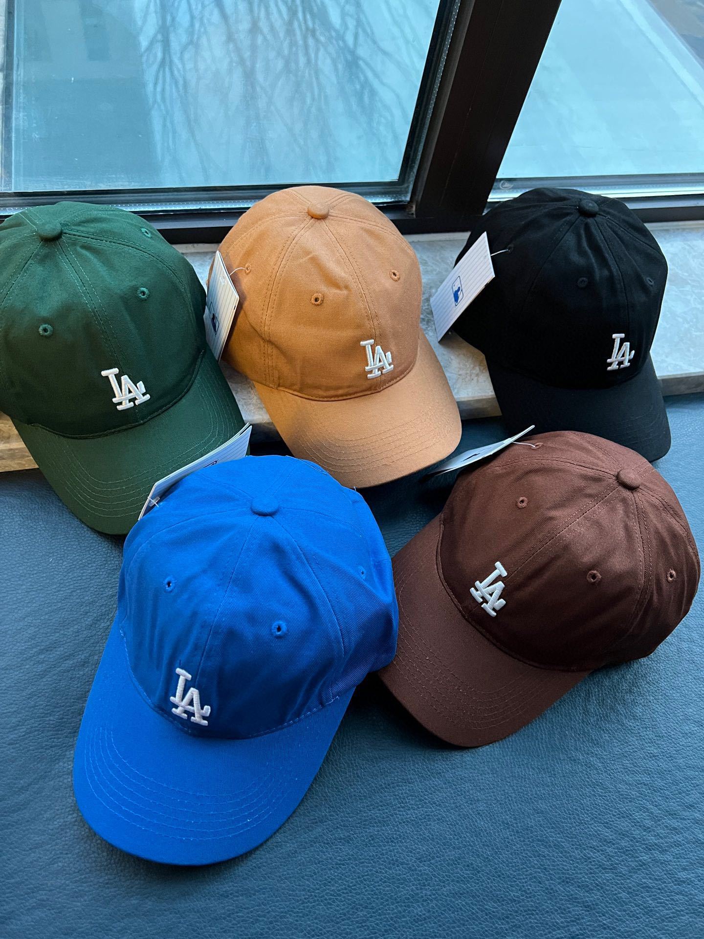 潮牌 韩国棒球帽软顶小标la鸭舌帽cp77情侣款帽子大脸 显瘦