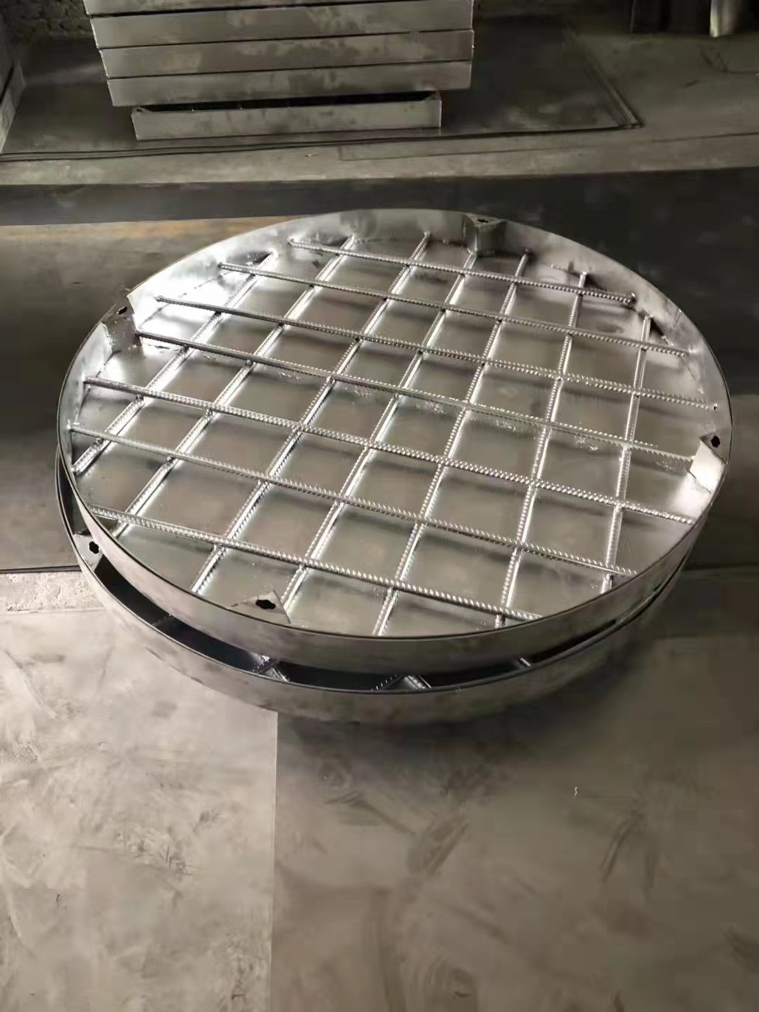 推荐 圣奥得工地304不锈钢隐形井盖 方形污水雨水排水沟盖板厂家