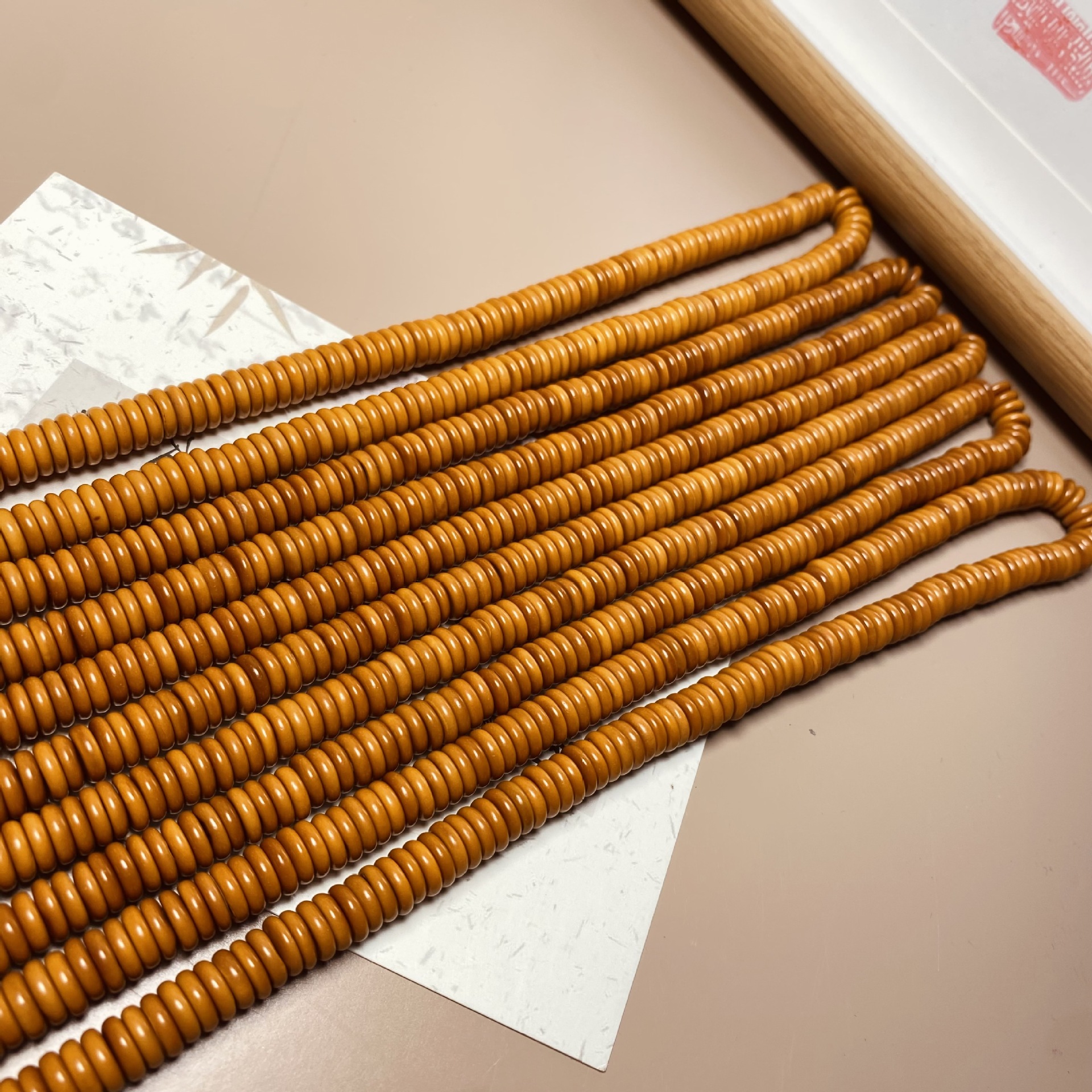 批发橄榄核隔片 6mm8mm长串diy佛珠菩提手链配件文玩配饰-阿里巴巴