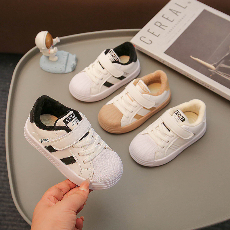 冬季新款儿童加绒棉鞋贝壳头童鞋男童休闲板鞋女童宝宝鞋子运动鞋