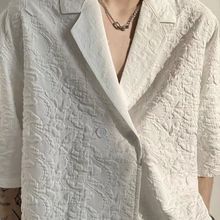 高级感轻奢日系白色浮雕花短袖情侣衬衫oversize复古中性通勤男女