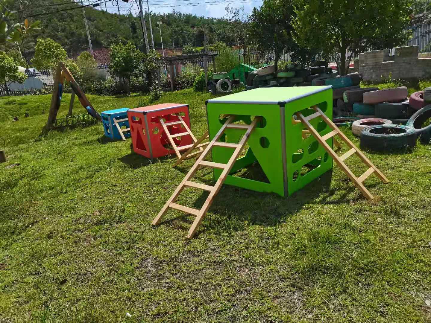 幼儿园户外木质人字梯感统训练器材平衡教具安吉游戏组合套装16件