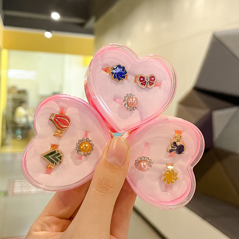 Children's Ring Set Plastic Girl's Exquisite Ring Adjustable Love Box Set 3 Pieces Love Box Ring