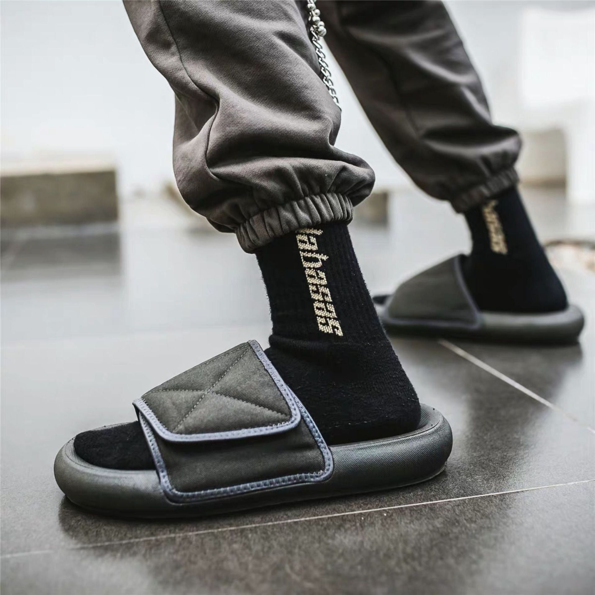 夏季时尚ins网红椰子拖鞋潮流个性沙滩鞋男士外穿一字拖室外凉鞋