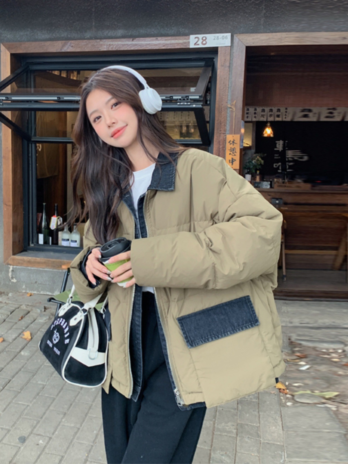 假两件牛仔拼接羽绒服女短款2023新款小个子超好看白鸭绒冬季外套