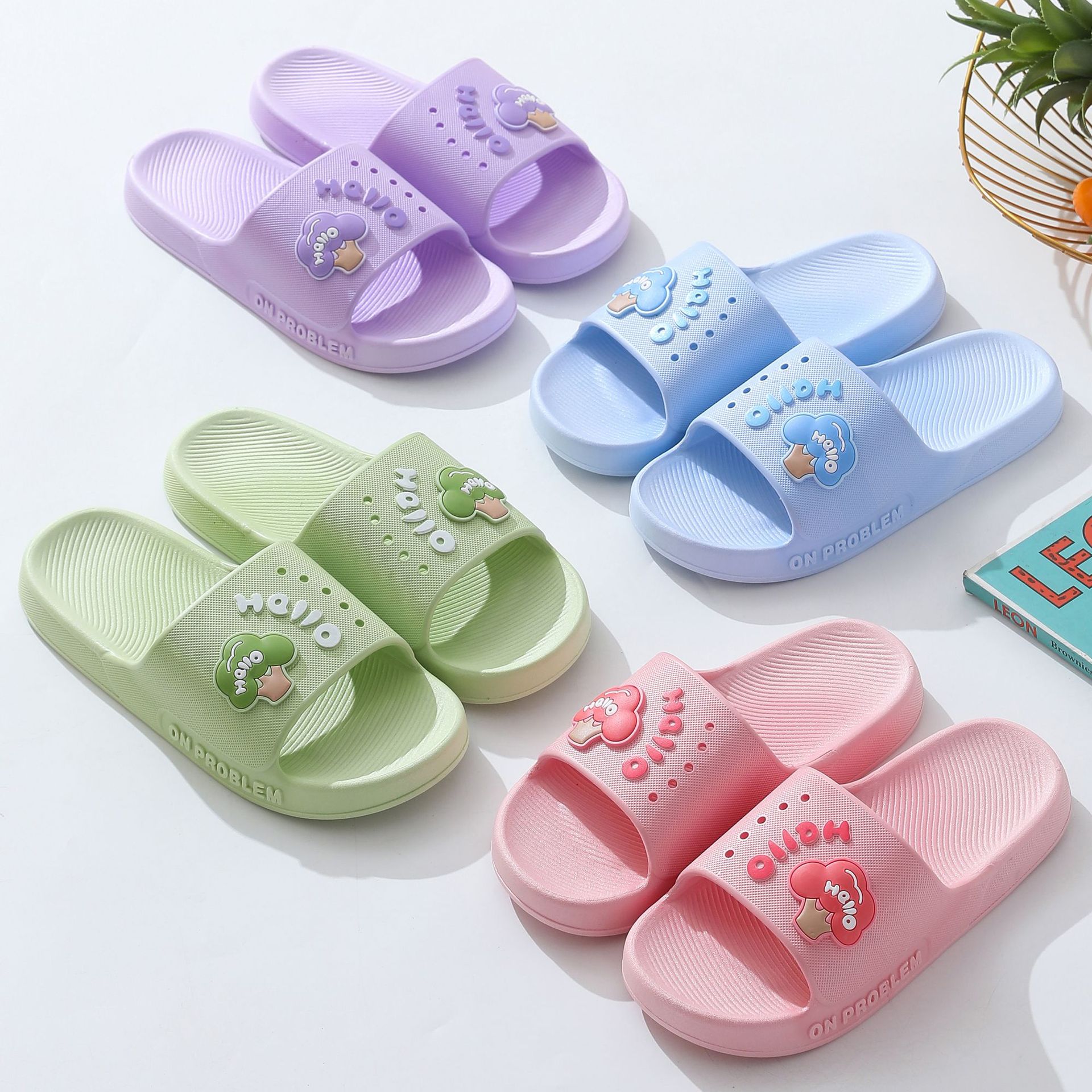 足精灵2260夏季新款室内女软拖鞋浴室洗澡女士拖鞋家居凉拖鞋