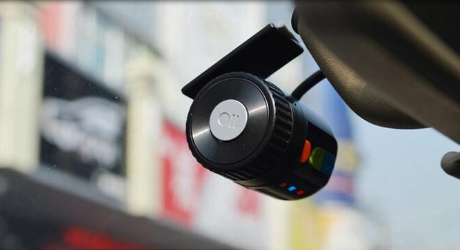 铁将军无屏行车记录仪器 小飞侠车载行驶黑匣子 体积小安装方便