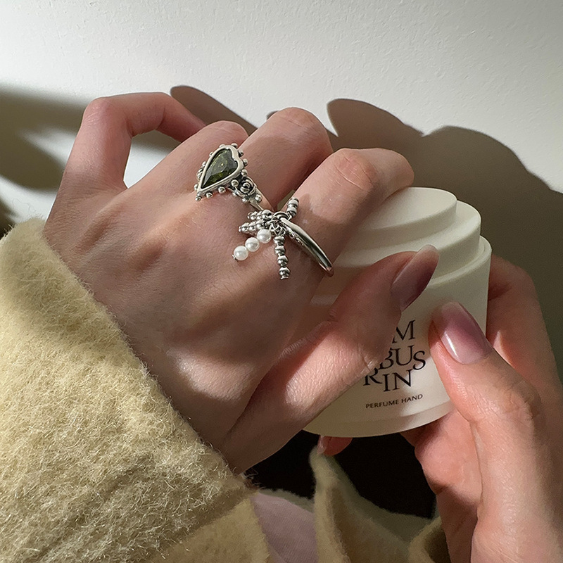 小众浪漫高级感宝石爱心流苏戒指女冷淡风时尚气质百搭开口食指戒