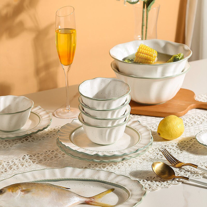 北欧简约ins餐具套装家用轻奢现代高颜值陶瓷饭碗汤碗菜盘子组合