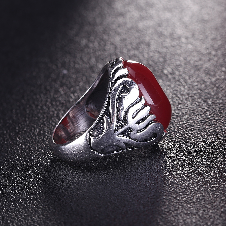 英伦精致哥特天然欧泊石镀银烤漆雕刻新奇牛头戒指厂家直销a3020