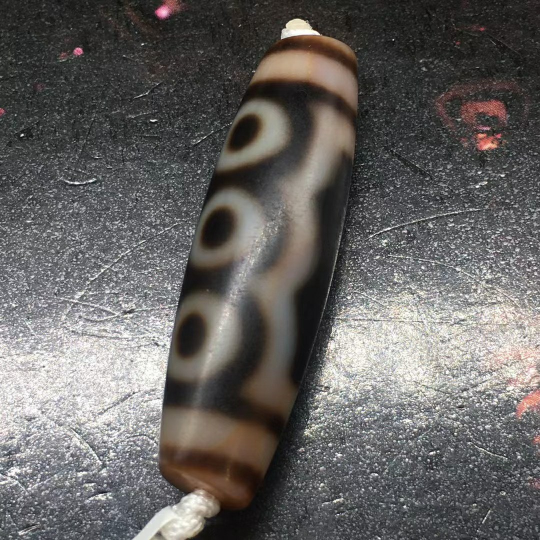 台湾工艺良品高货至纯陈年老玛瑙五眼天珠少有收藏价值高yy10