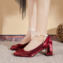 方头高跟鞋粗跟玛丽珍女鞋2024年新款红色婚鞋高级感珍珠中跟单鞋