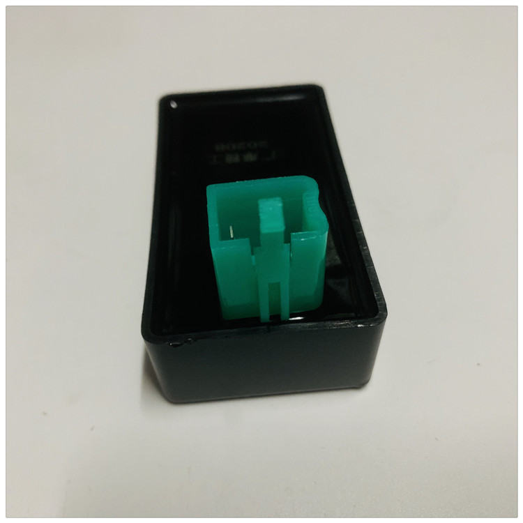 弯梁摩托车配件l90 dy100 lf110直流点火器 4插无线直流点火器cdi