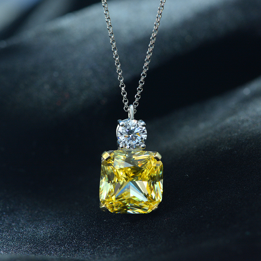 诗佩珠宝新款钻石黄吊坠手工镶嵌15*15公主方高碳钻925银项链40 3