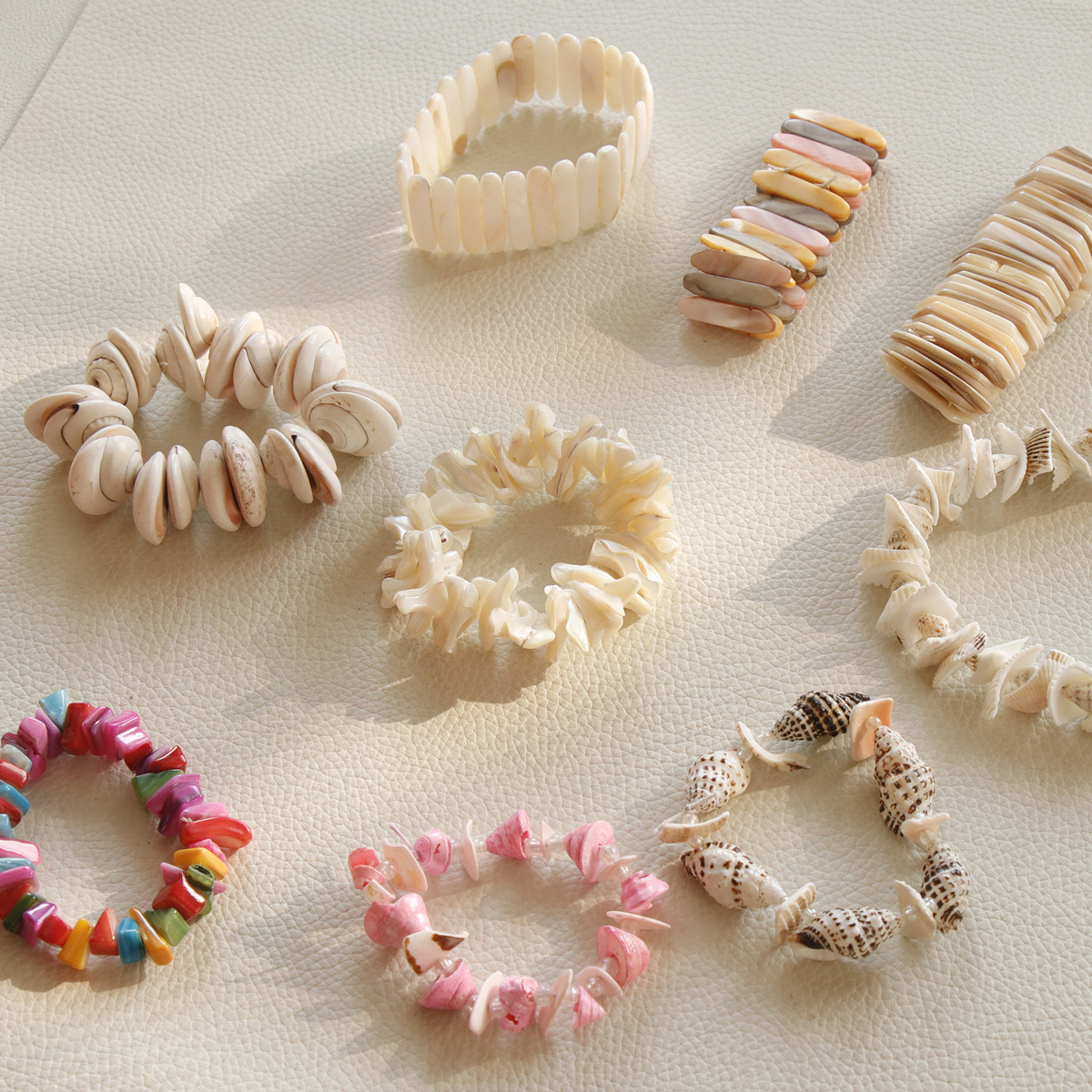 天然贝壳海螺手链松紧可调少女可爱时尚度假风彩色纯白百搭手串