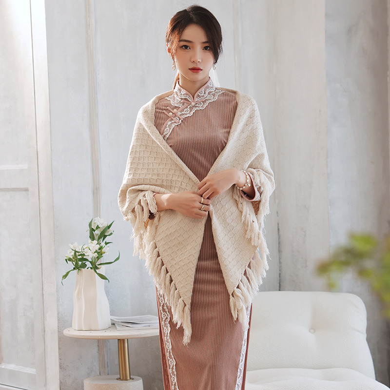 米白色旗袍流苏披肩外套2021年优雅高端复古斗篷外搭开衫秋季民国