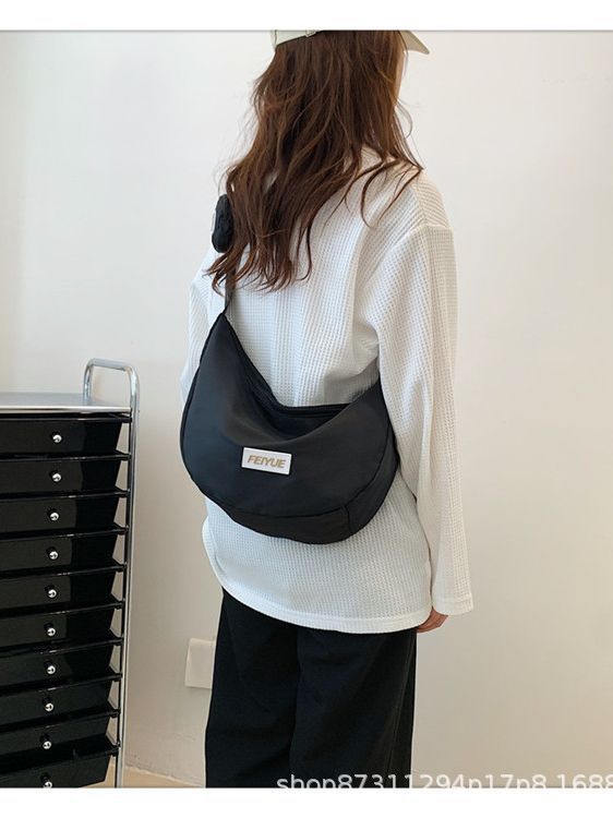 Macaron Crossbody Bag Women's Summer Special-Interest Design New Moon Bag All-Match Dopamine Bag Nylon Cloth Dumpling Bag