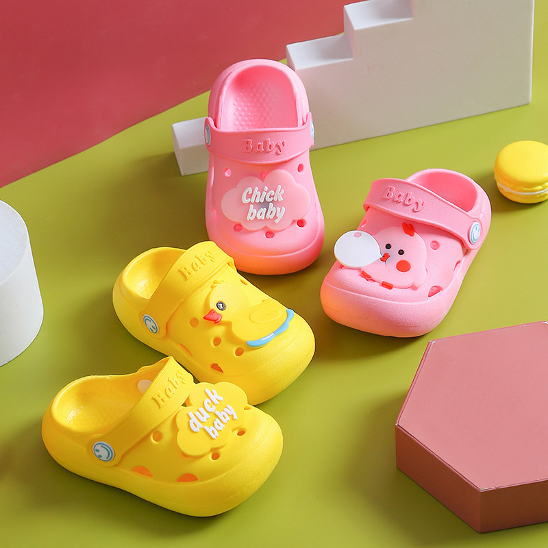 Children's Slippers Summer Indoor Non-Slip Soft Bottom Slippers Children's Hole Shoes Closed Toe Infant Boys and Girls Baby Slippers