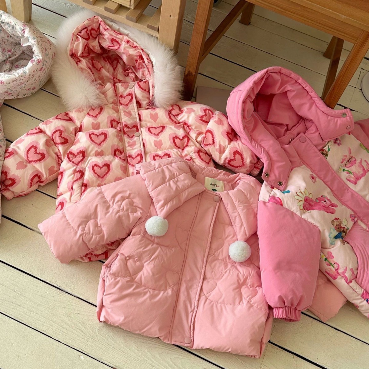 欧卡星 彩色笔23年冬季儿童外套羽绒服棉服 专柜童装品牌货源批发