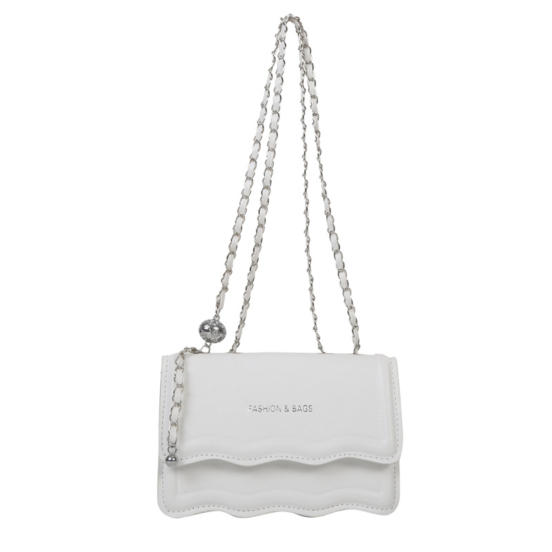 Wholesale Spring Fresh High-Grade Wave Pattern Bag Women's Bag 2023 Popular Chain Small Golden Beads Shoulder Messenger Bag